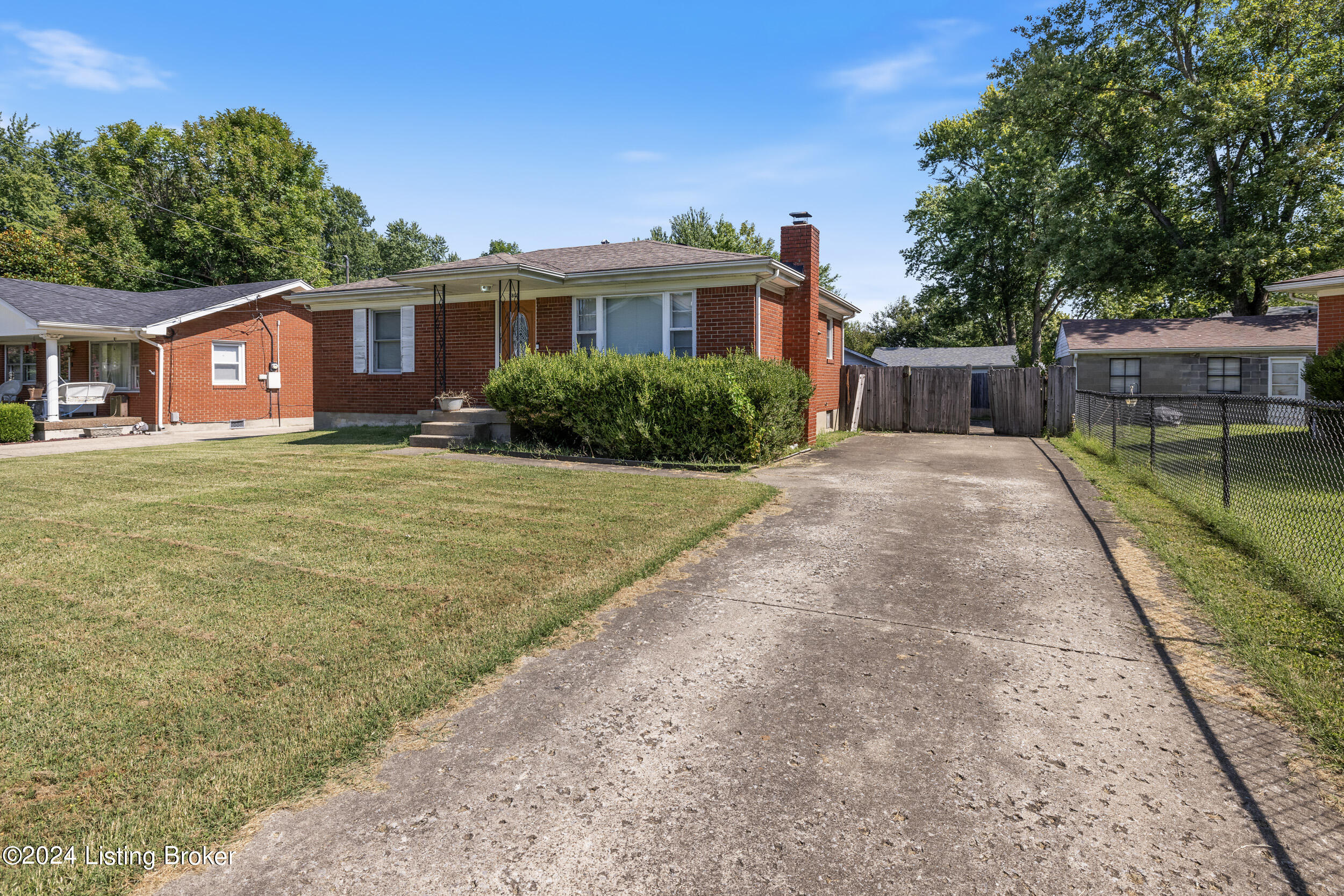 2801 Triplett Ct