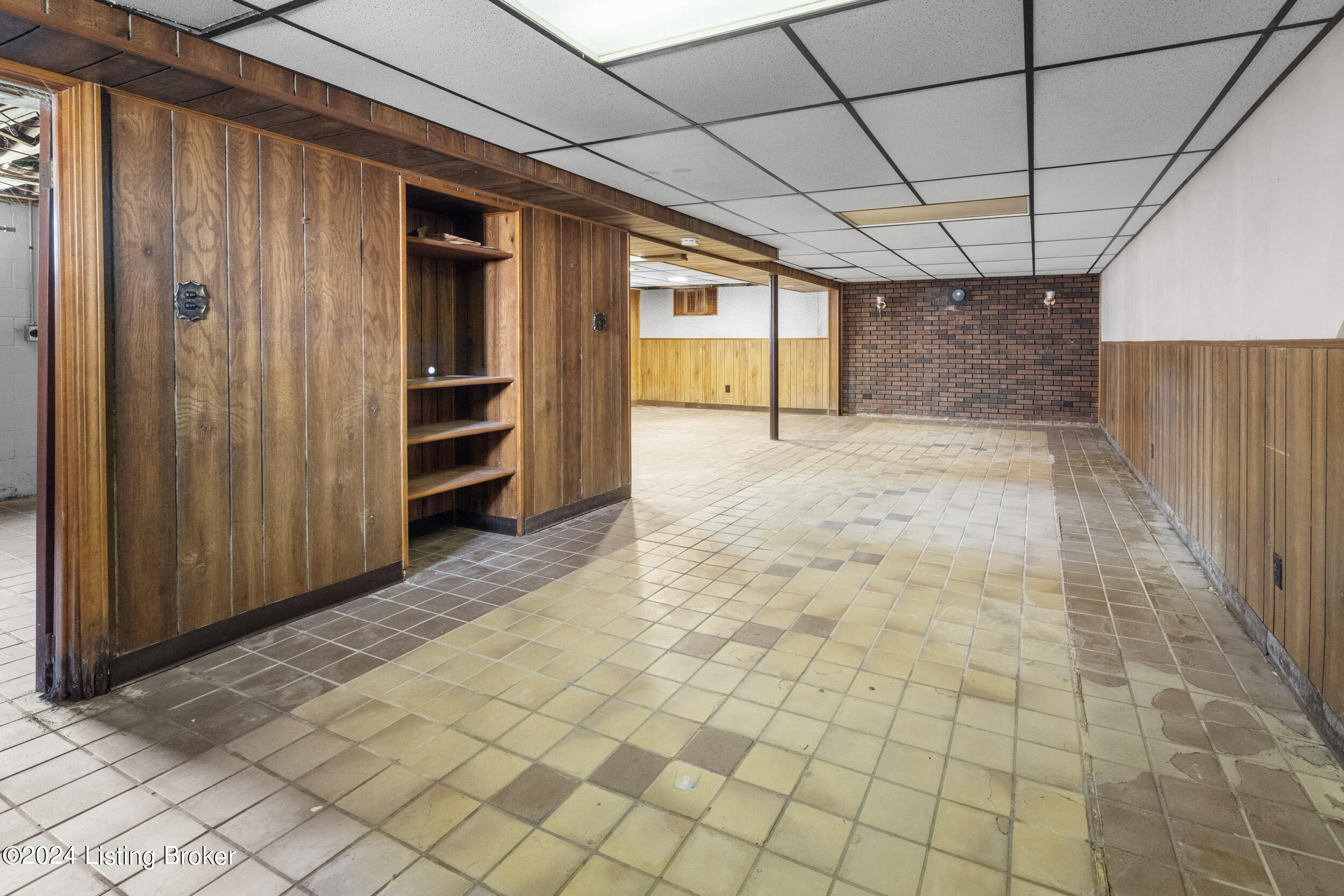 2801 Triplett Ct