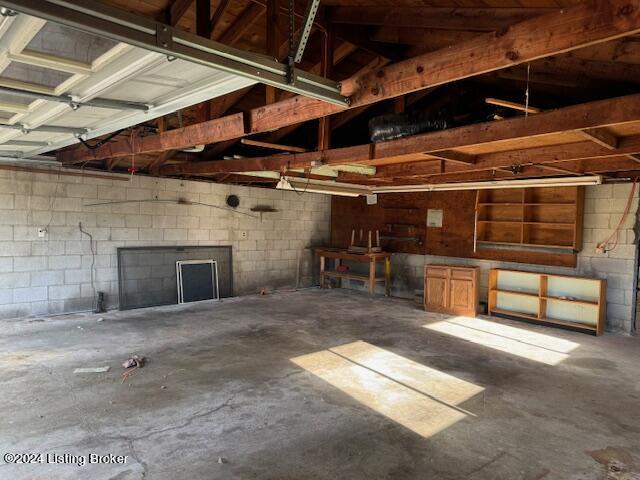 818 Fairdale Rd