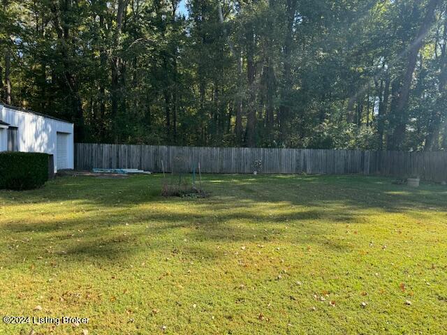 818 Fairdale Rd