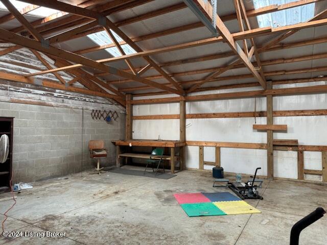 818 Fairdale Rd