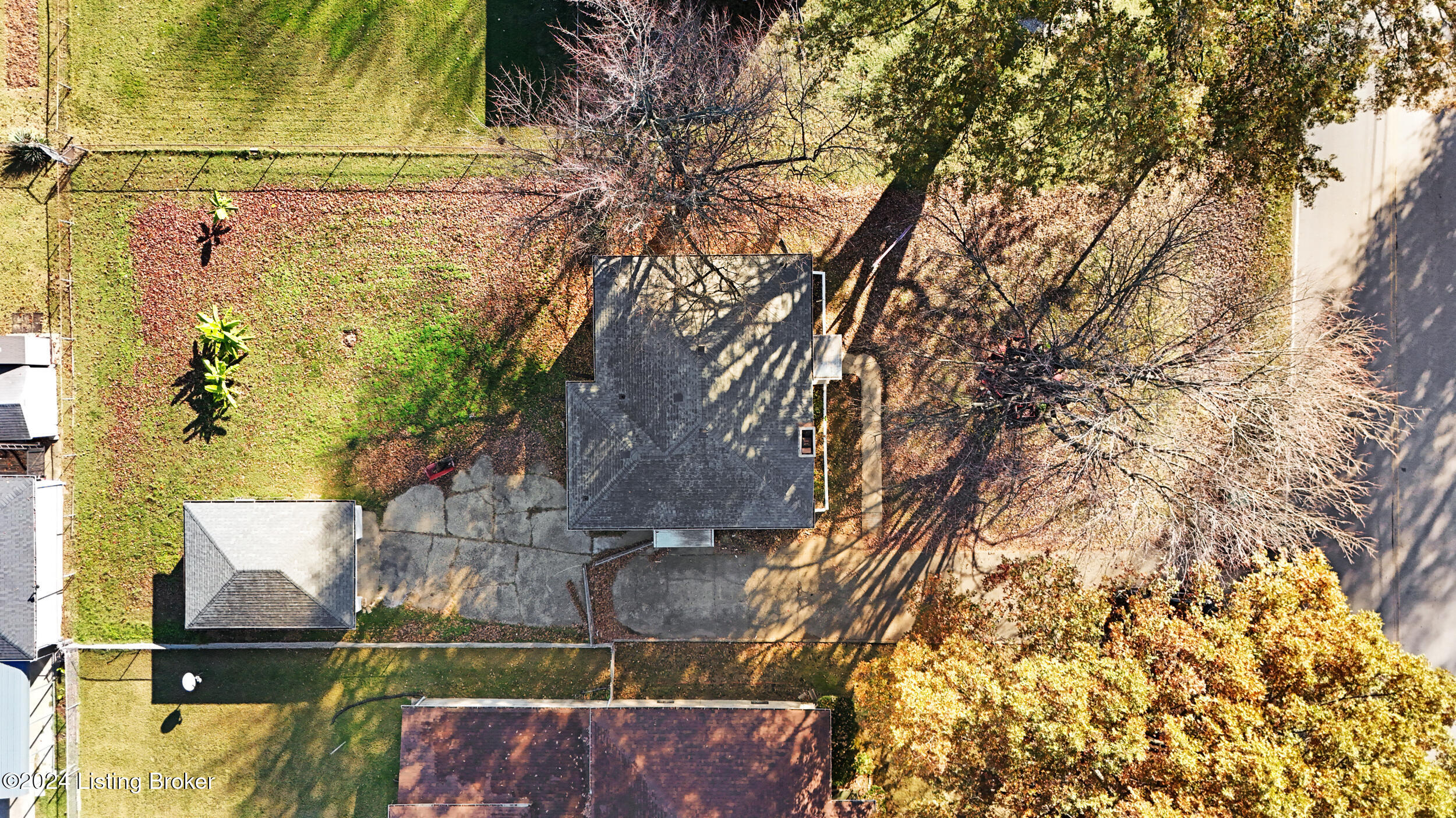 3105 Ralph Ave