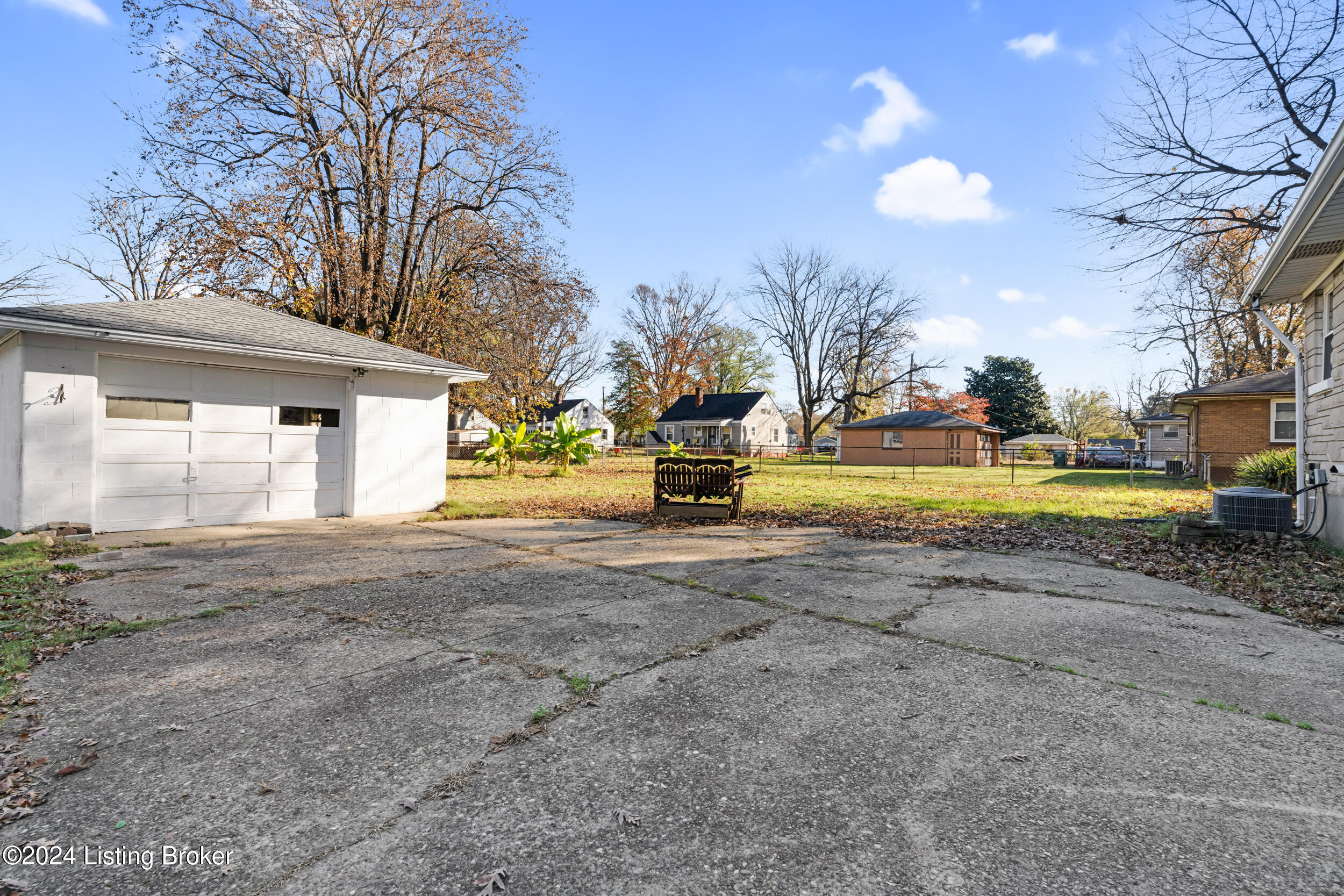 3105 Ralph Ave