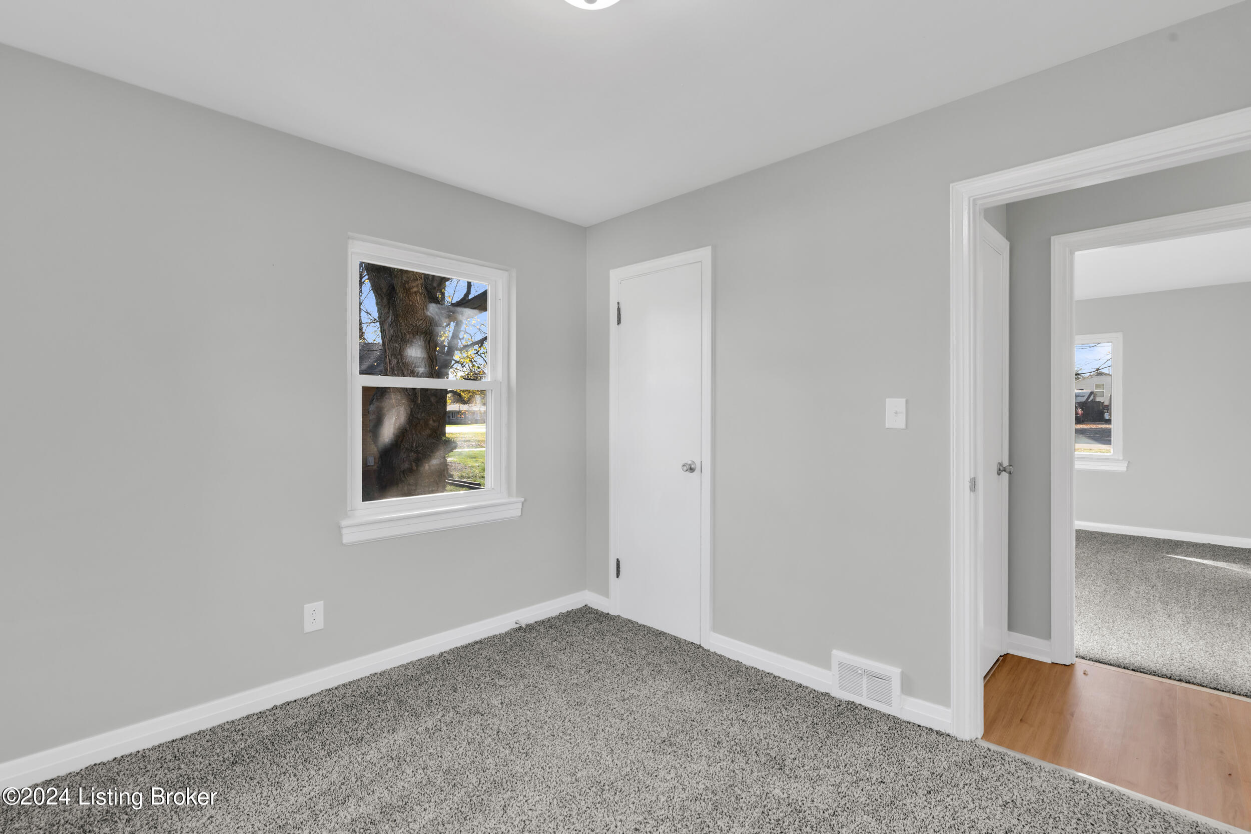 3105 Ralph Ave