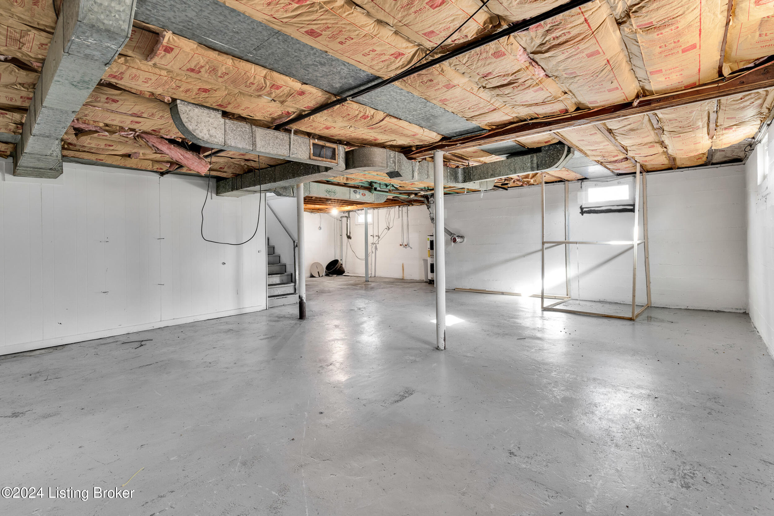 3105 Ralph Ave