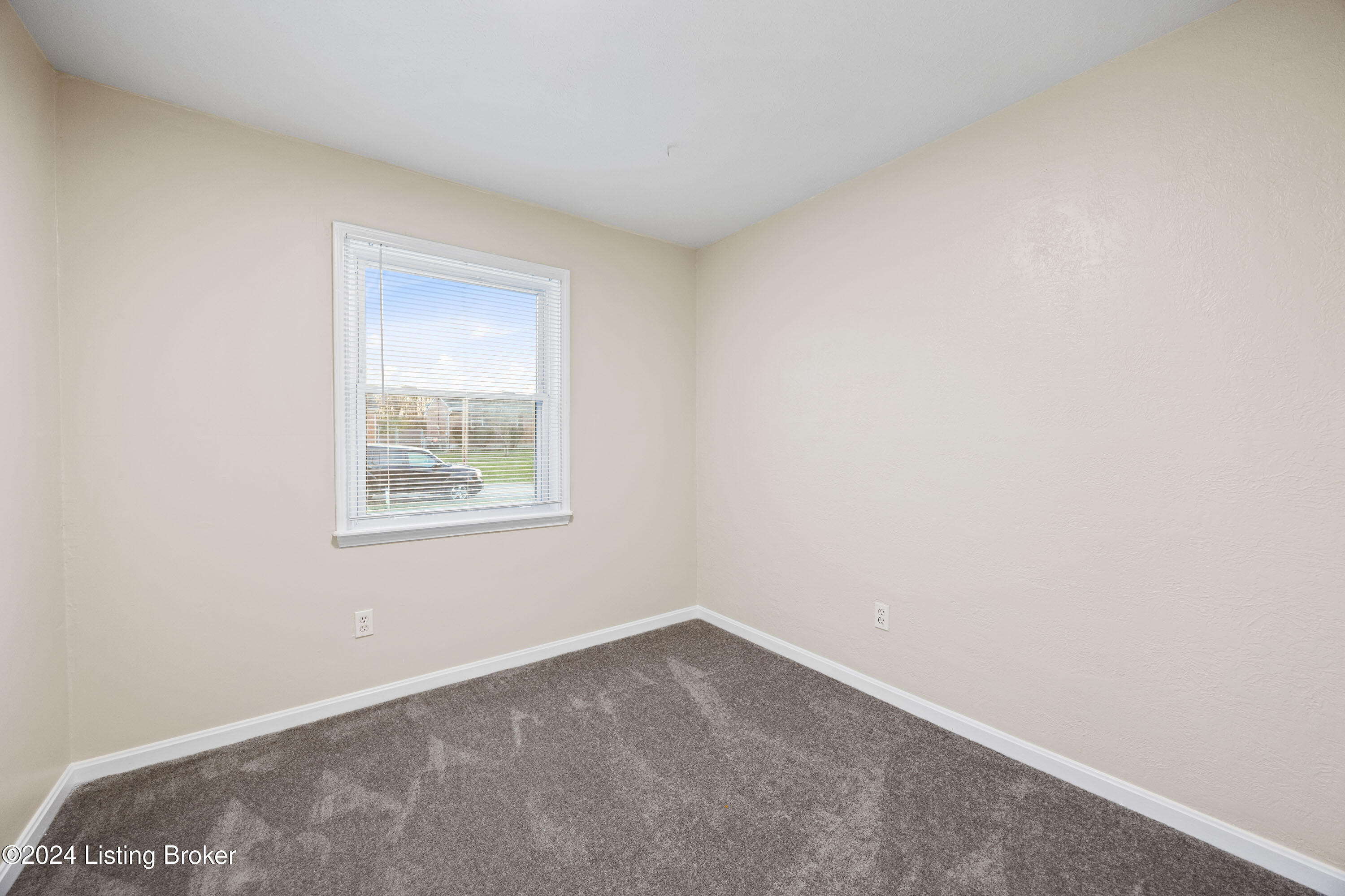 192 Summers Dr