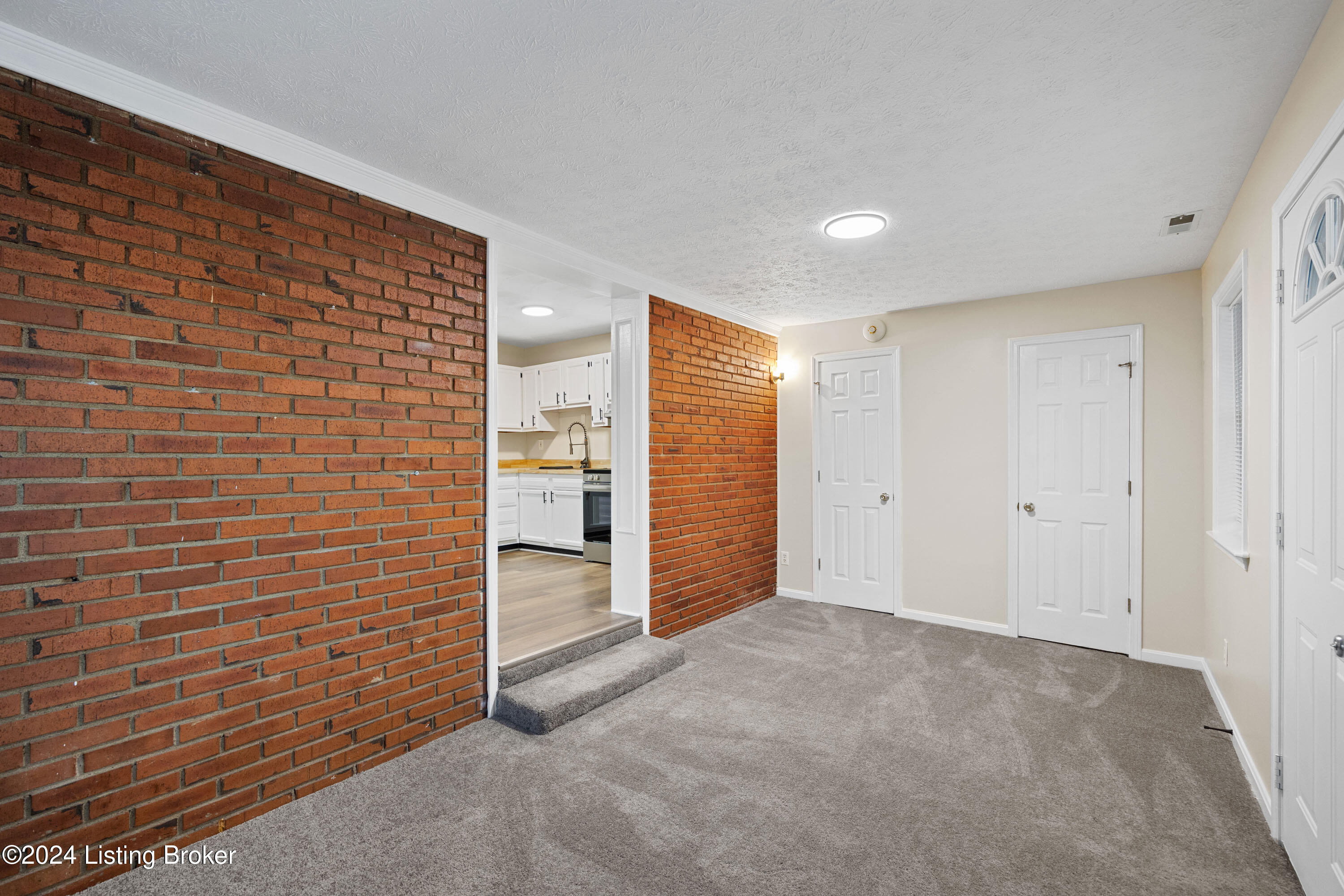 192 Summers Dr