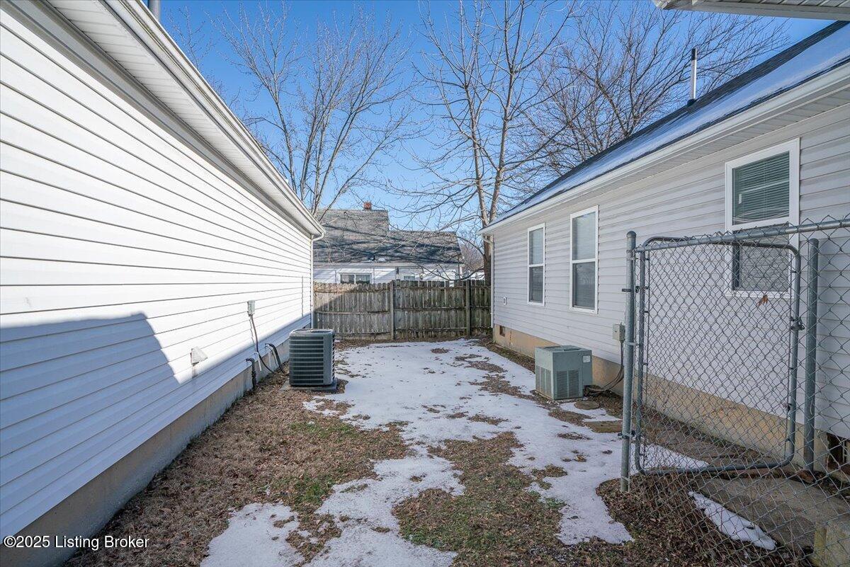 1218 Lipps Ln, 102