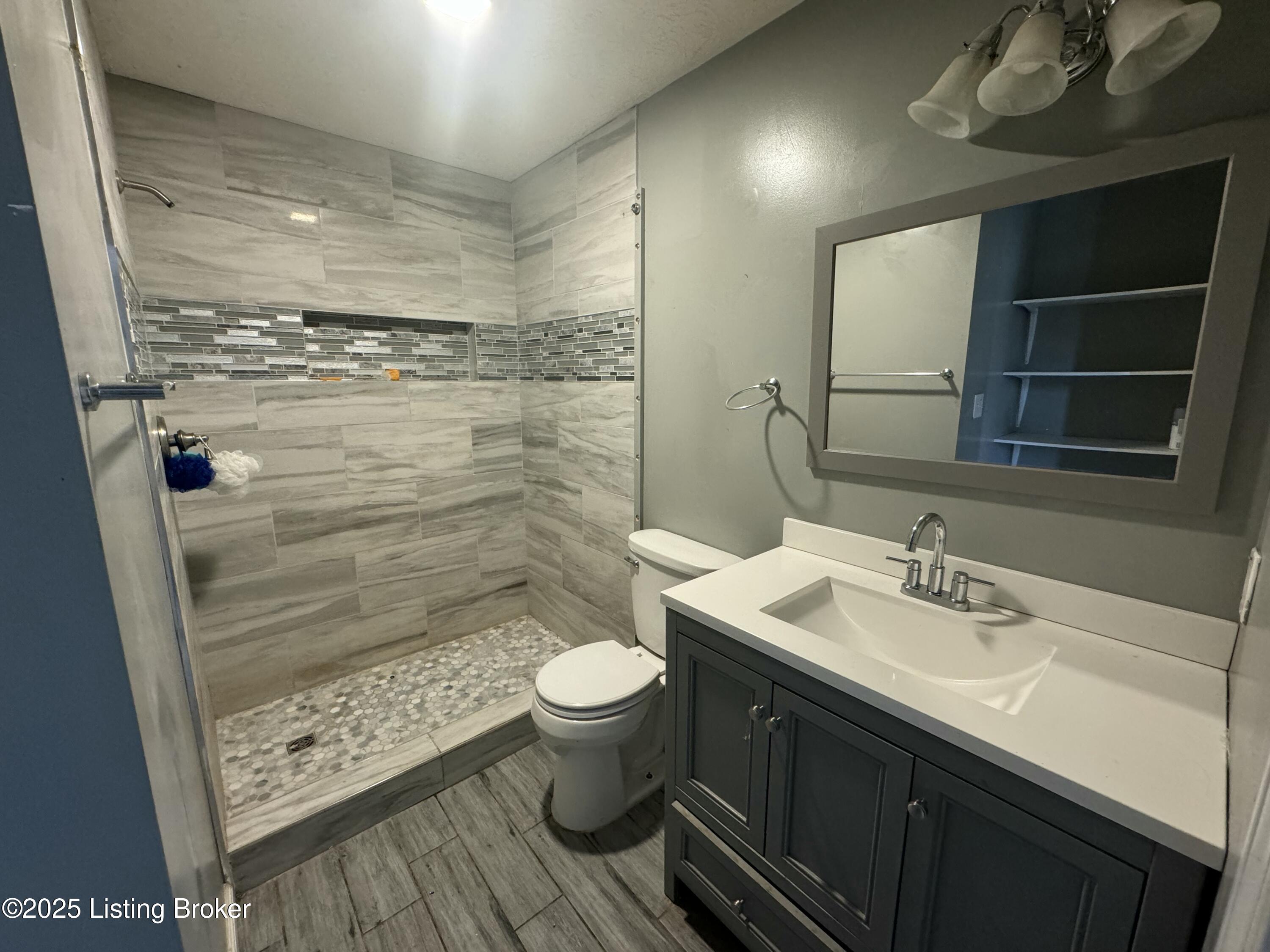 13007 Bessels Blvd