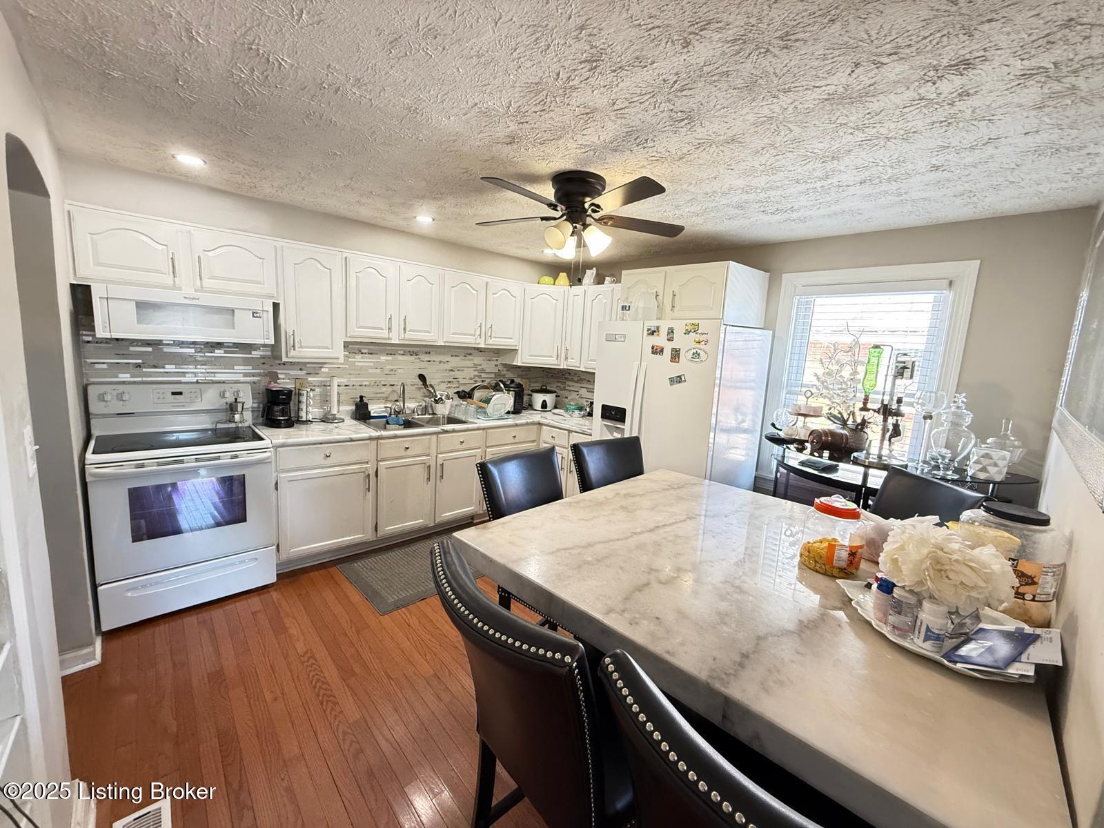 4849 Maryman Rd