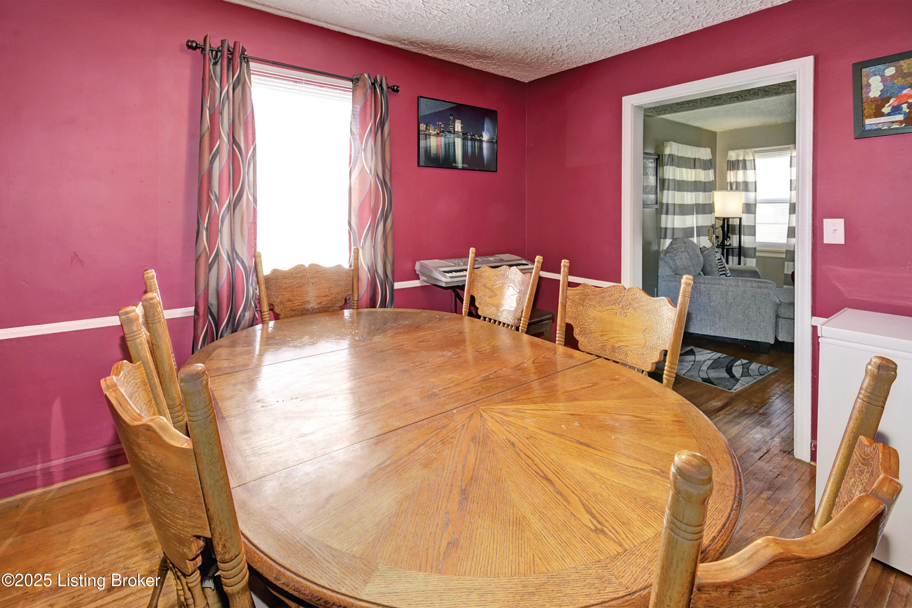 107 Cambridge Dr