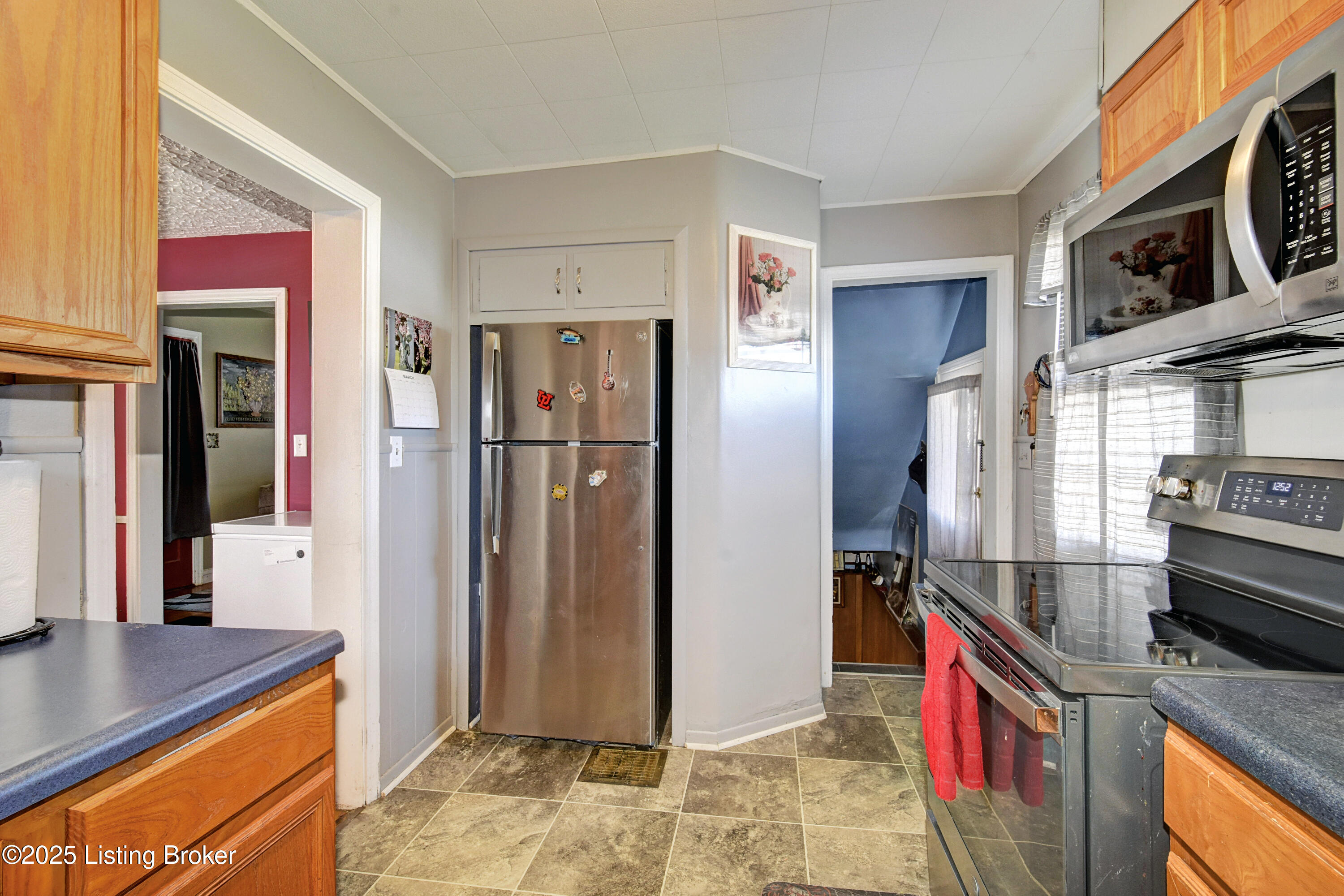 107 Cambridge Dr