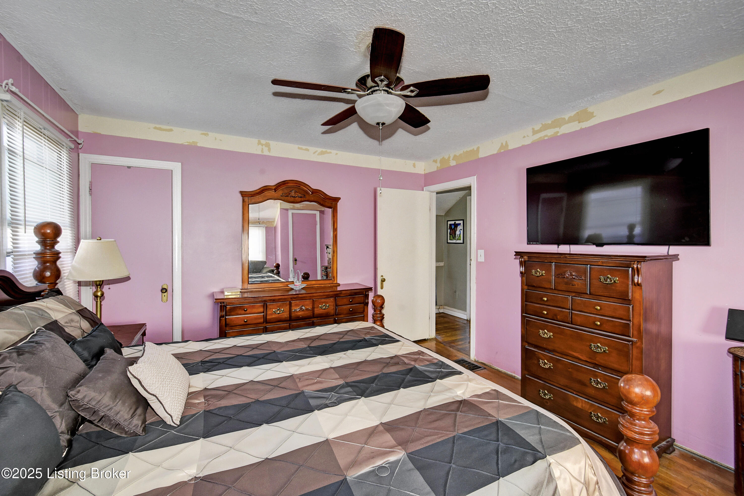 107 Cambridge Dr