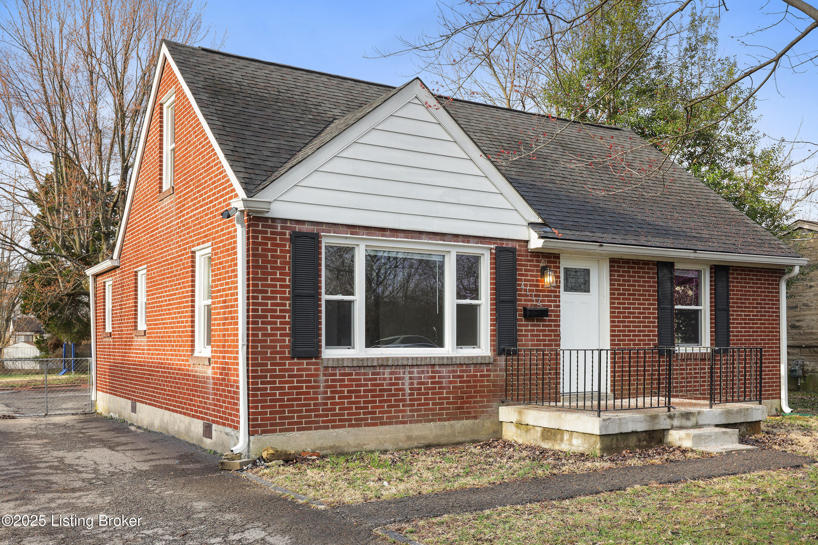 4112 Maynard Ave