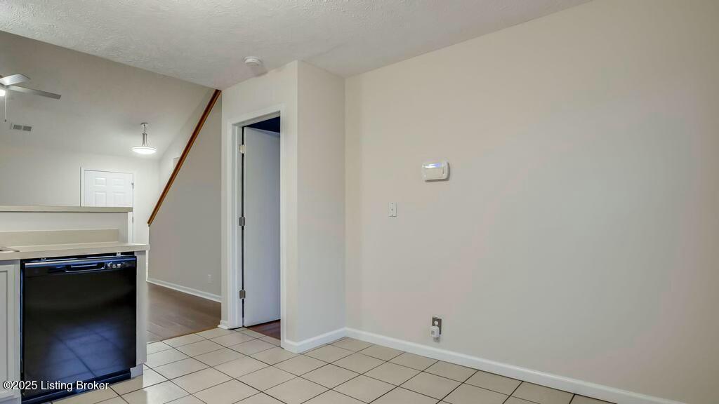 6110 Maravian Dr