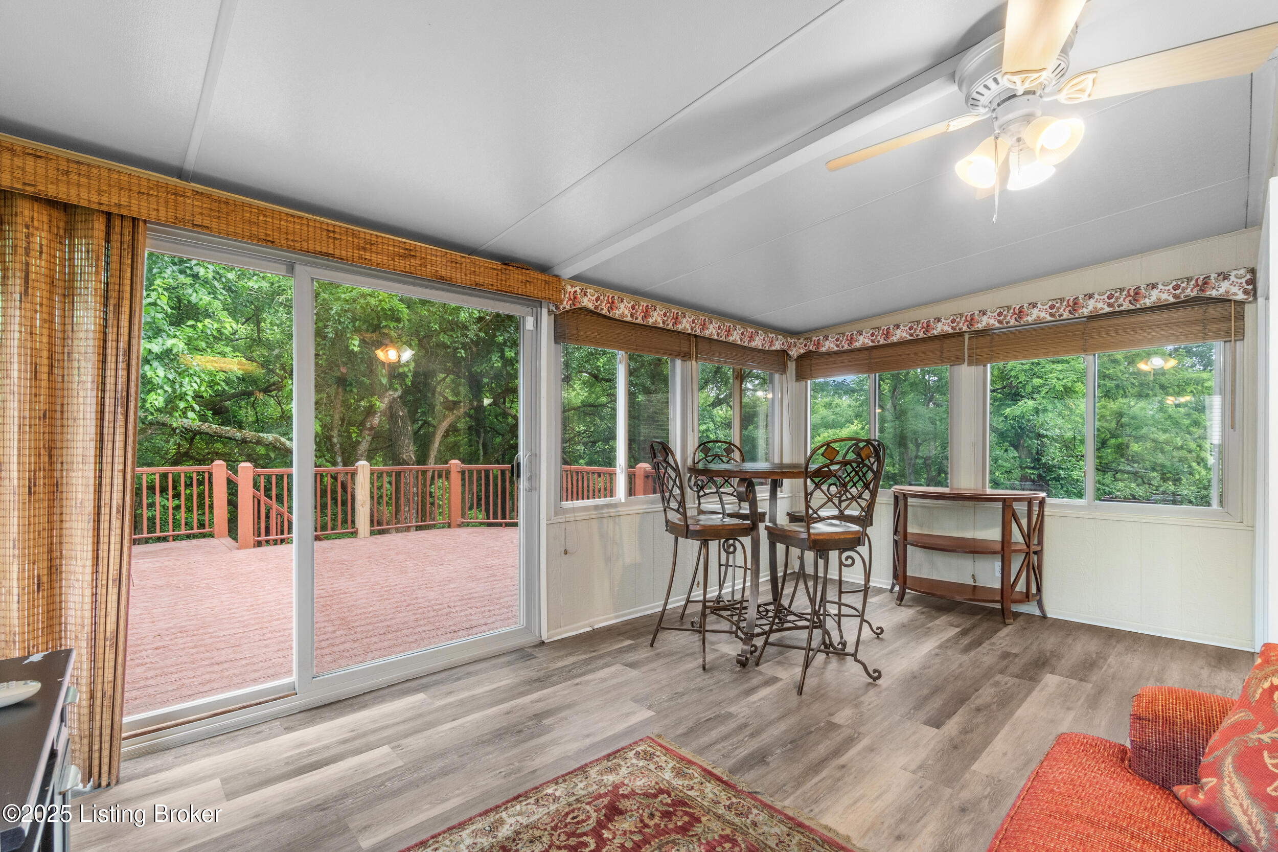 8212 Thornwood Rd