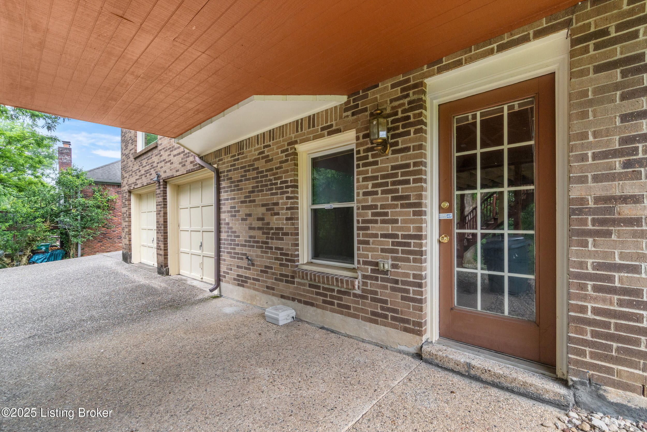 8212 Thornwood Rd