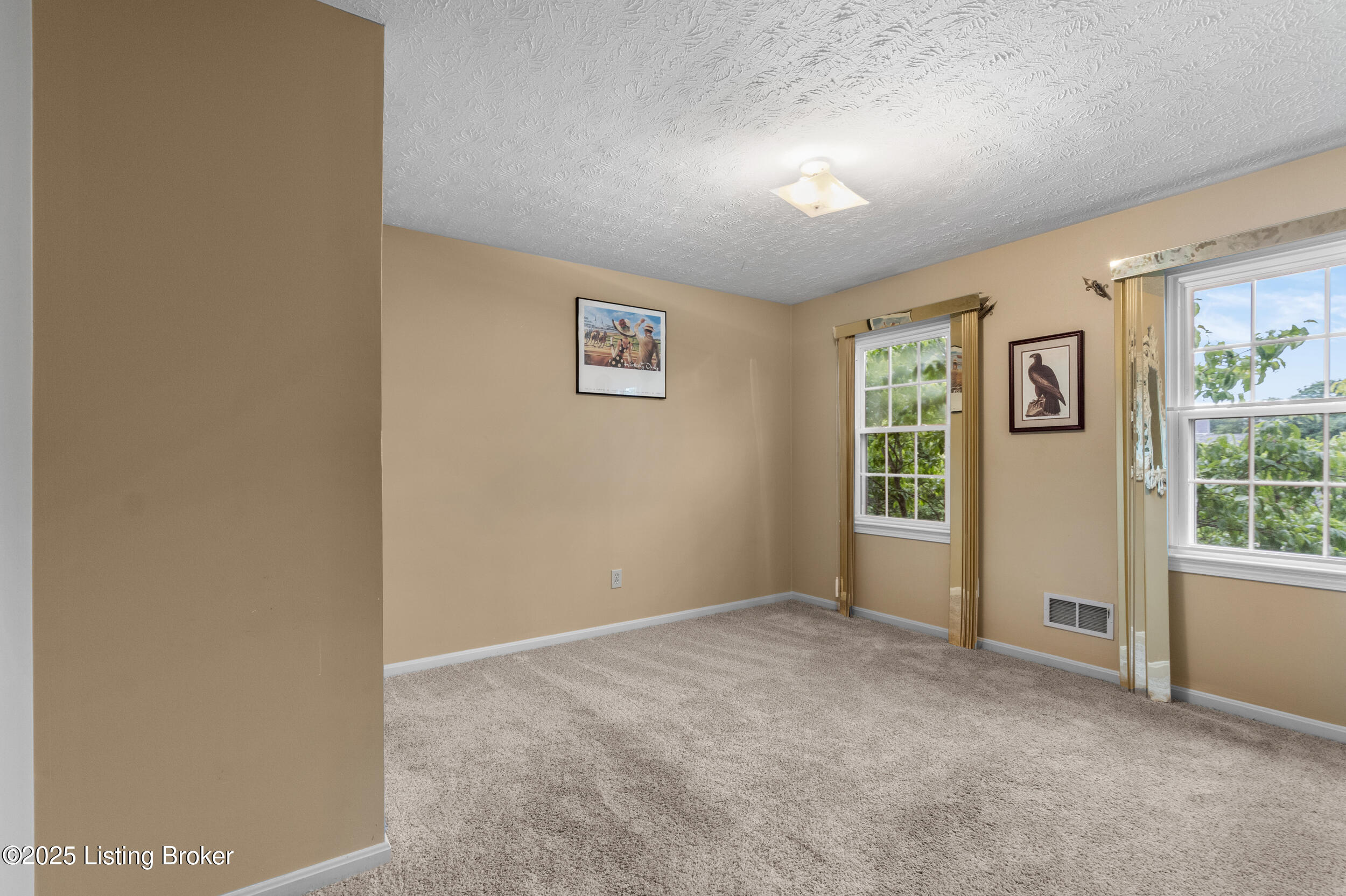 8212 Thornwood Rd