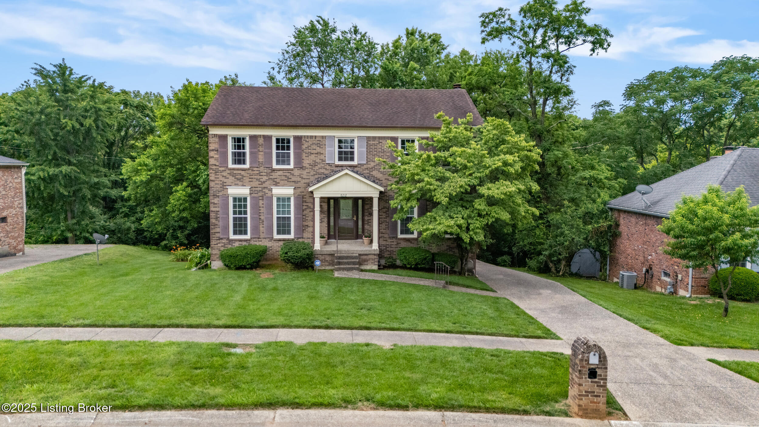 8212 Thornwood Rd