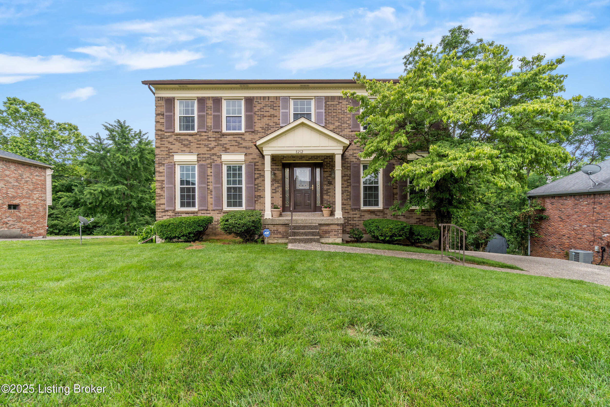8212 Thornwood Rd