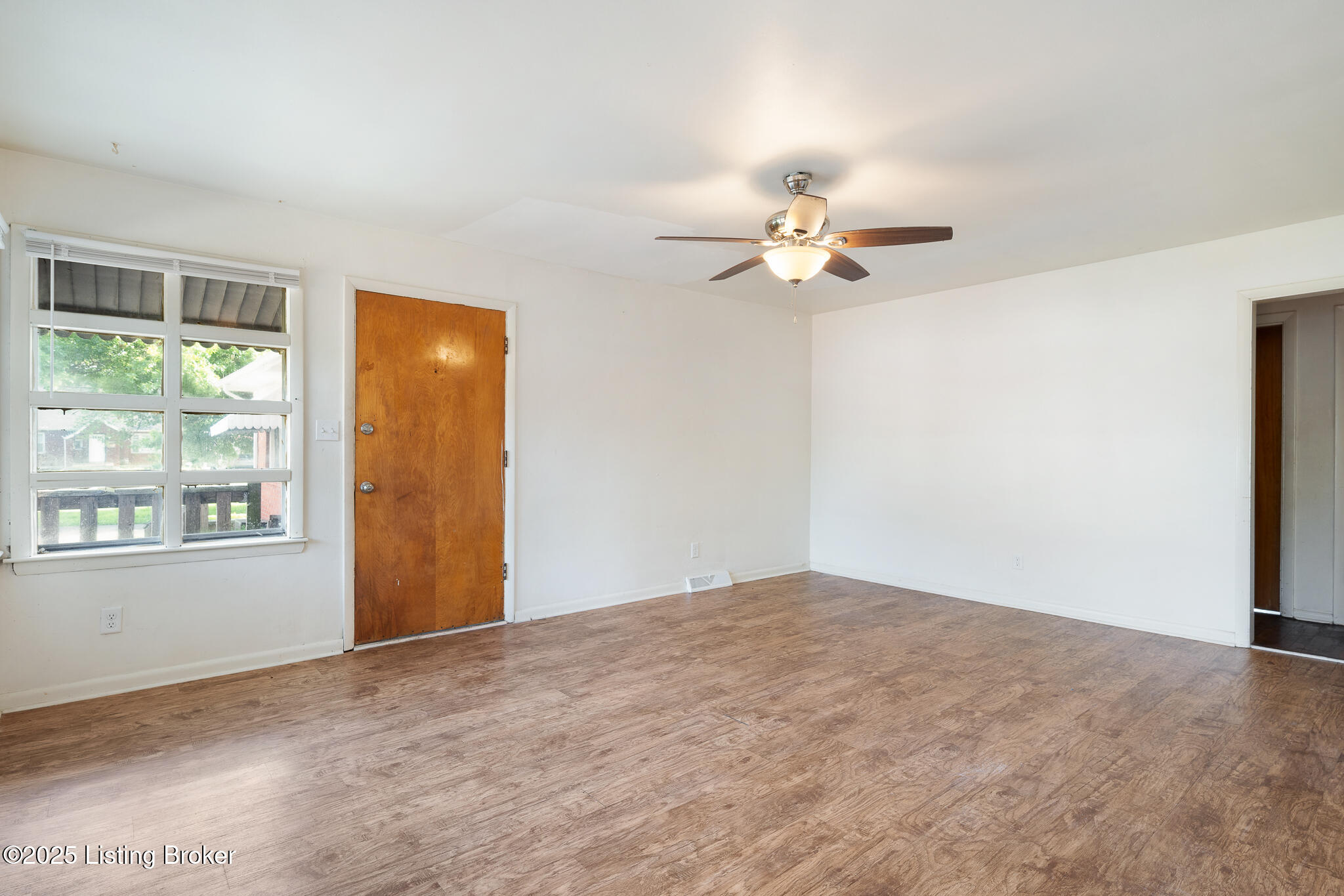 1833 Farnsley Rd