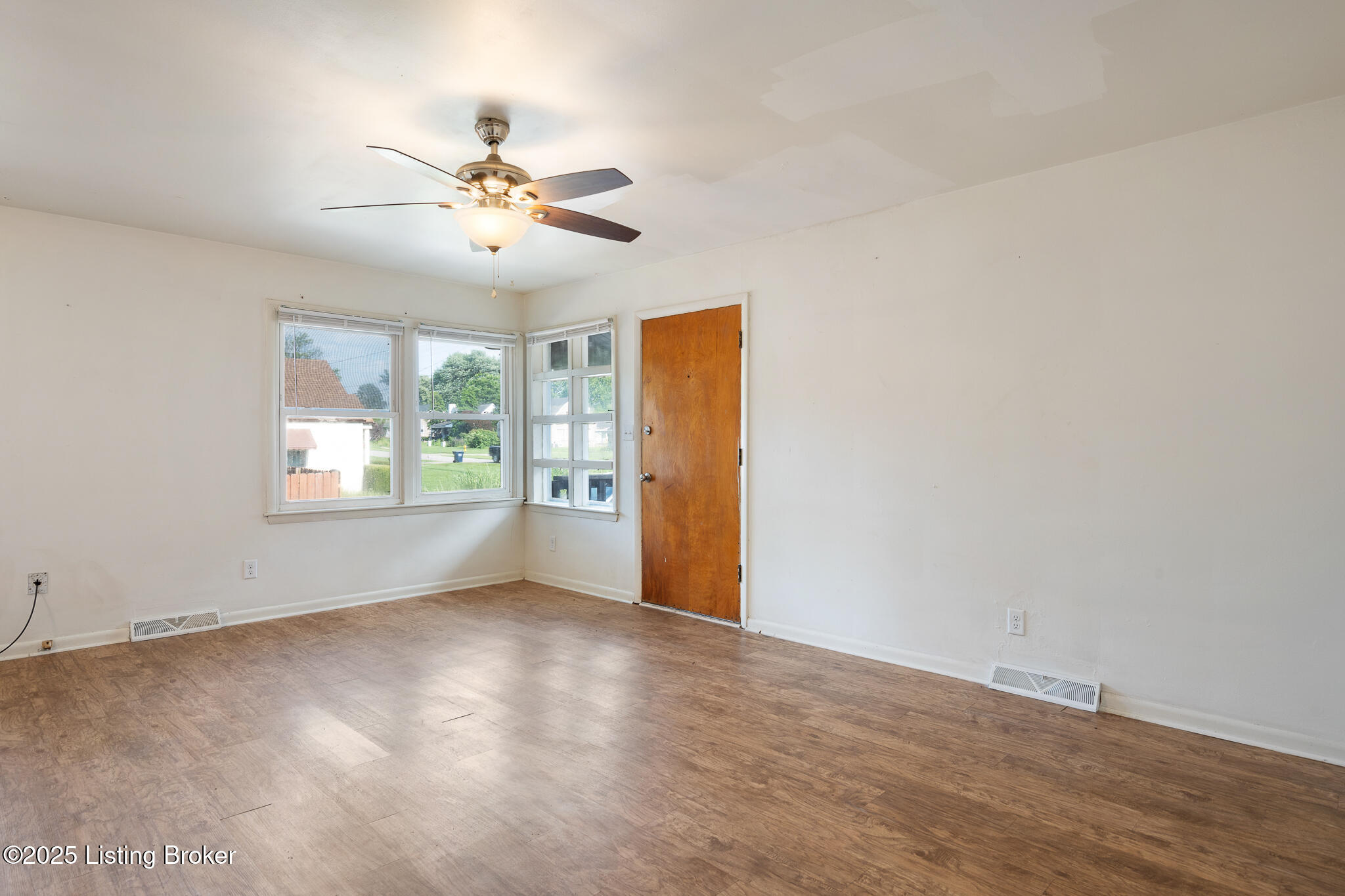 1833 Farnsley Rd