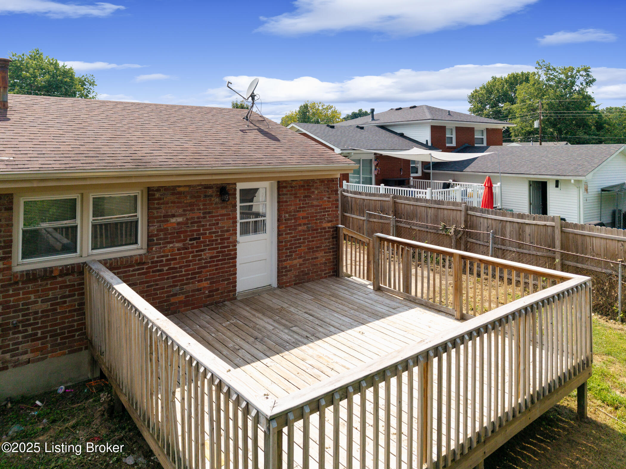 1207 McBroom Ct