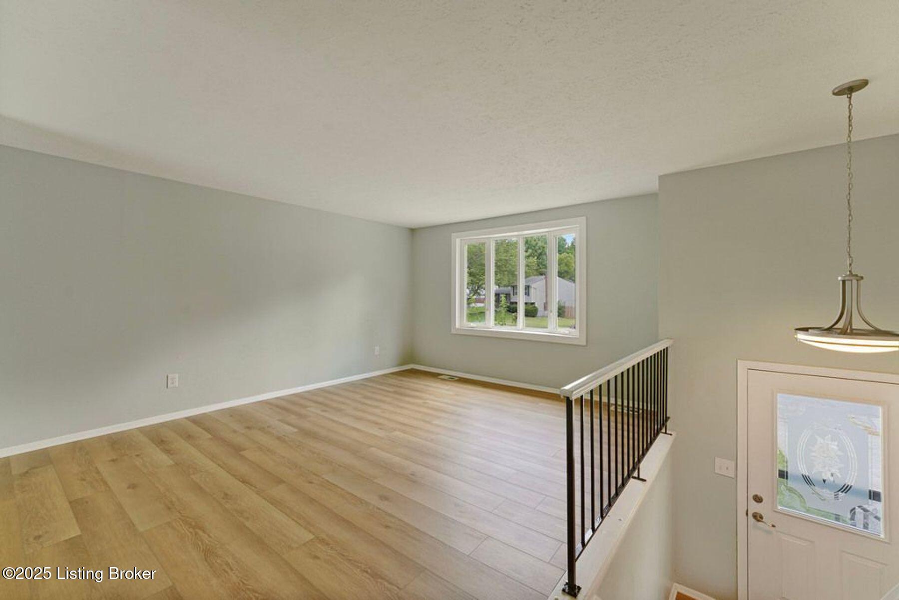 3610 Kiki Ct