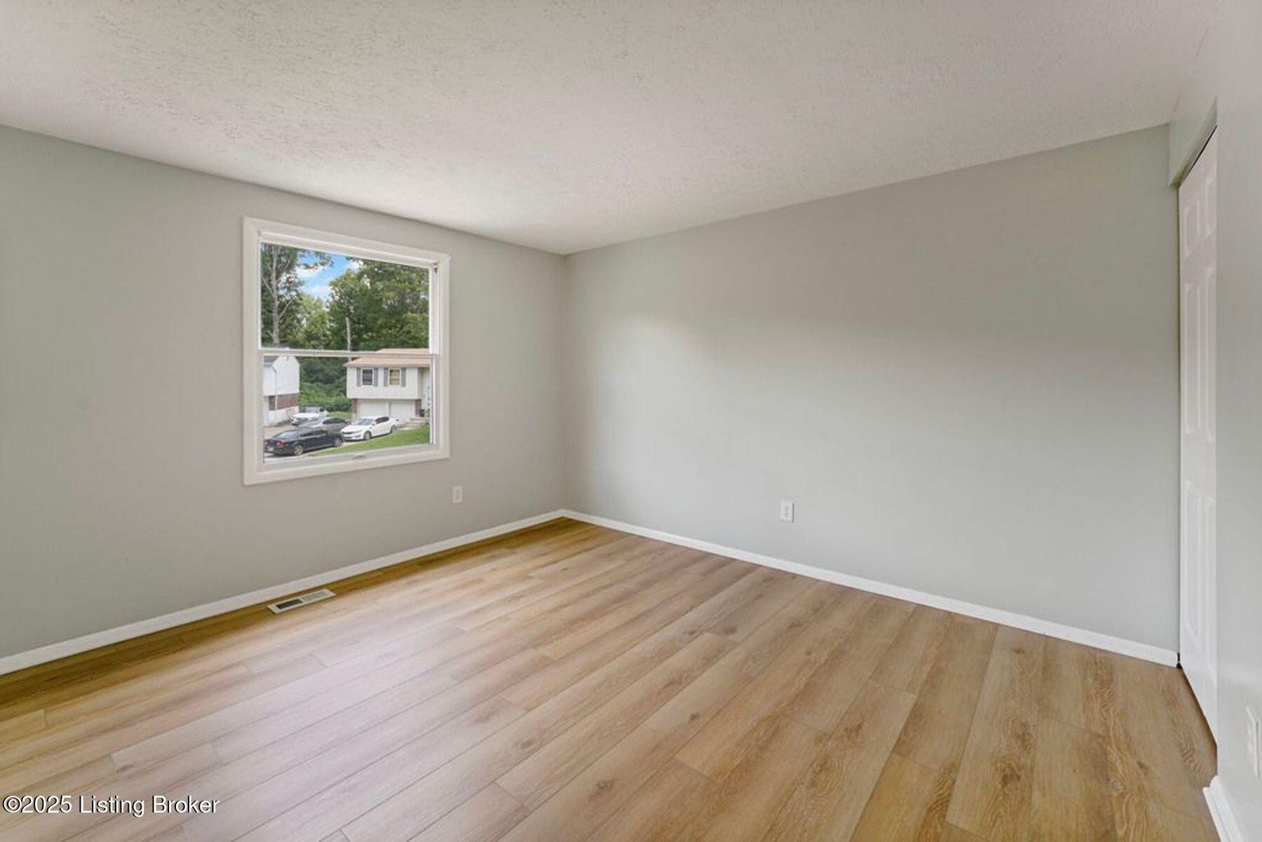3610 Kiki Ct