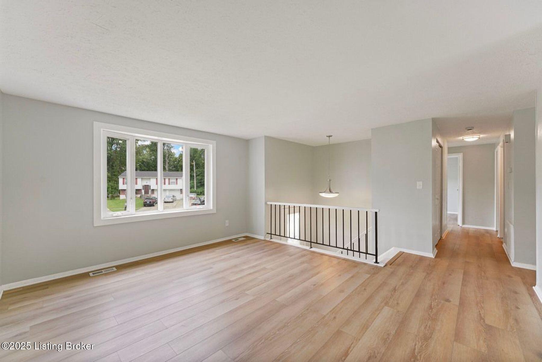 3610 Kiki Ct