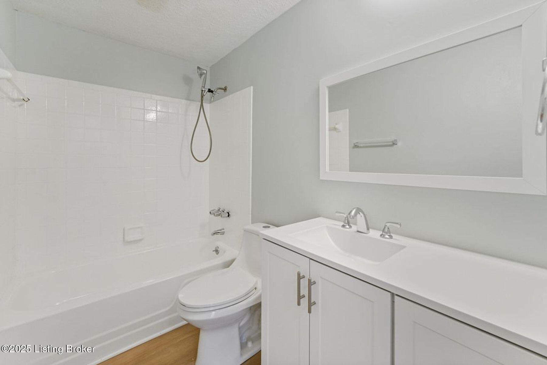 3610 Kiki Ct