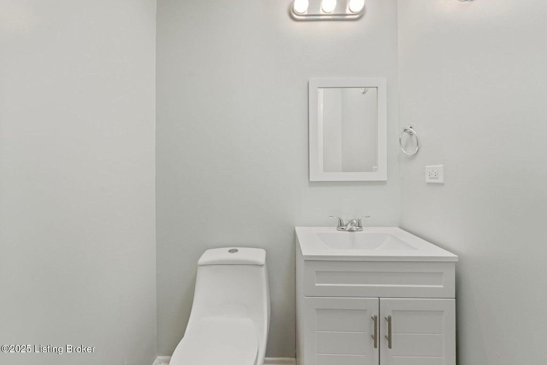 3610 Kiki Ct
