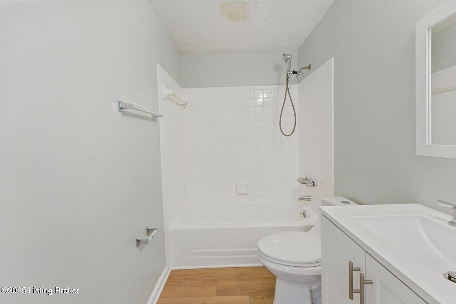 3610 Kiki Ct