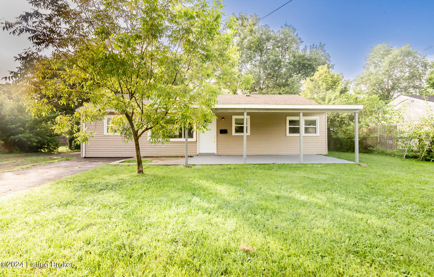 13511 Greystone Ave