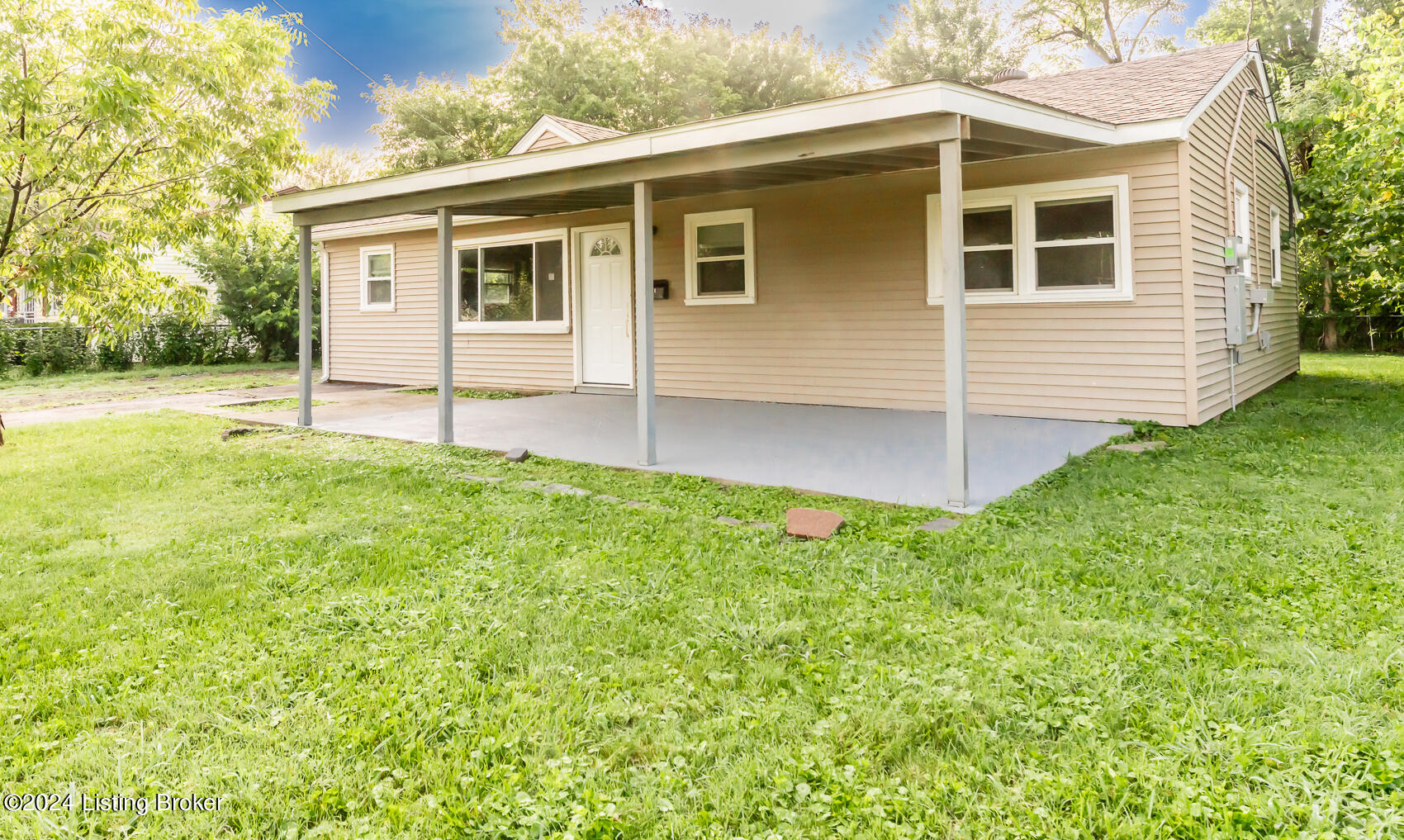 13511 Greystone Ave