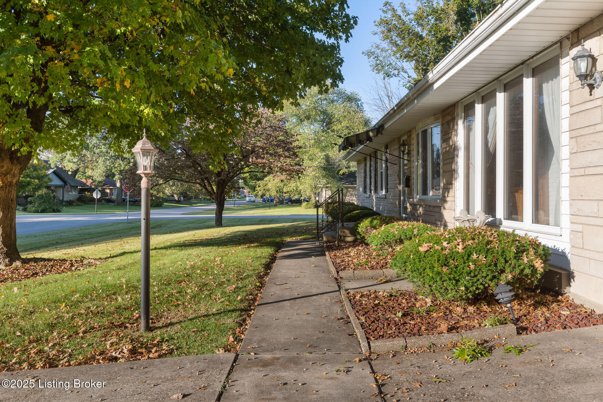 2800 Sharon Way