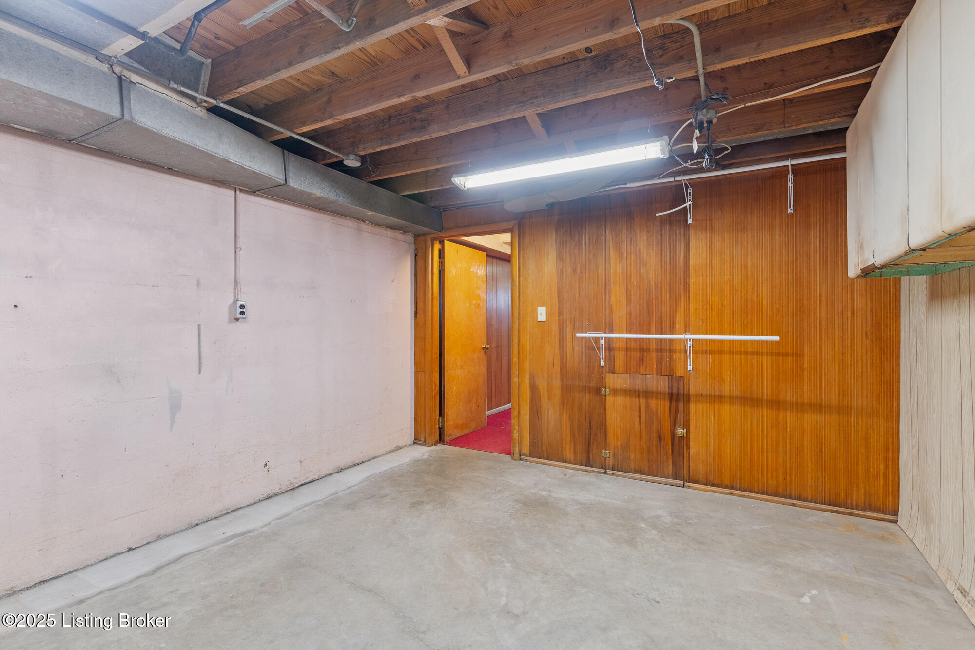 2800 Sharon Way