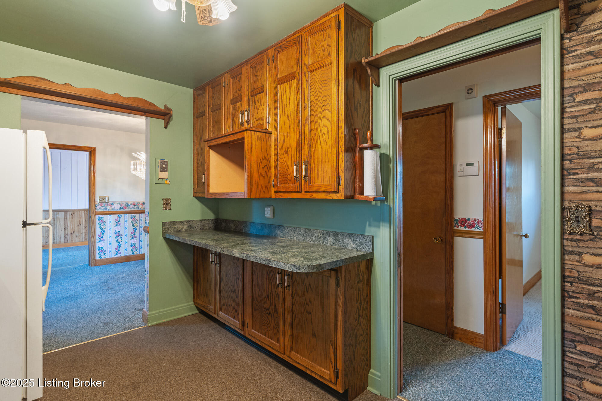 2800 Sharon Way