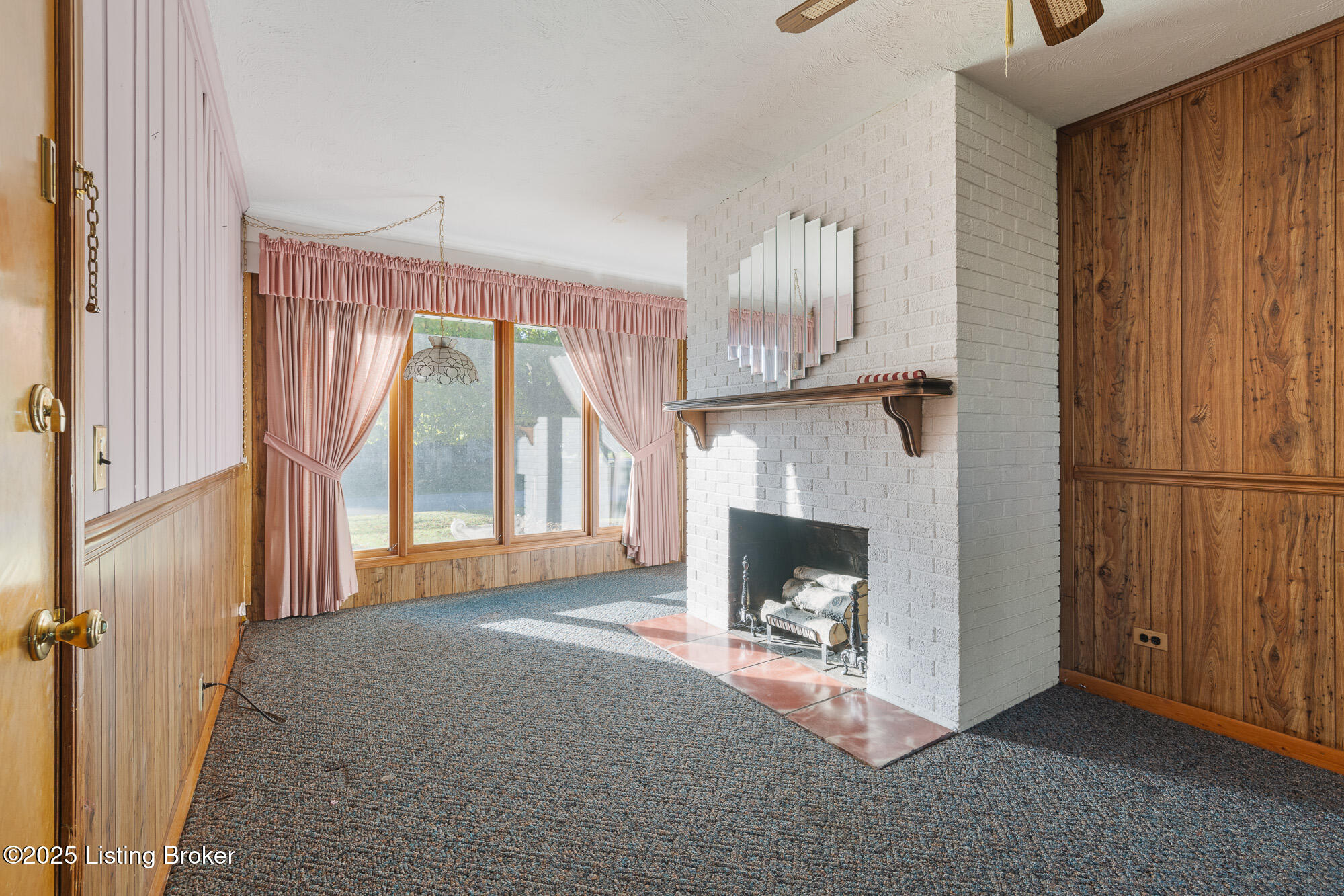 2800 Sharon Way