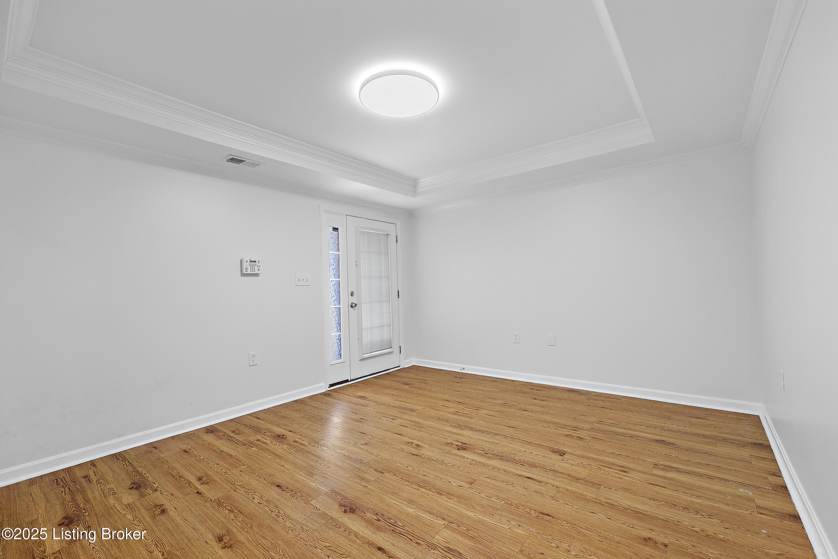 7339 Fox hollolw Way, Louisville