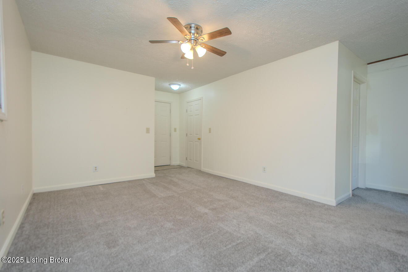 8722 James R Rd
