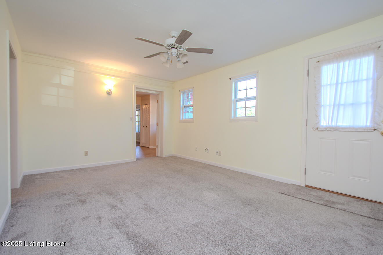 8722 James R Rd
