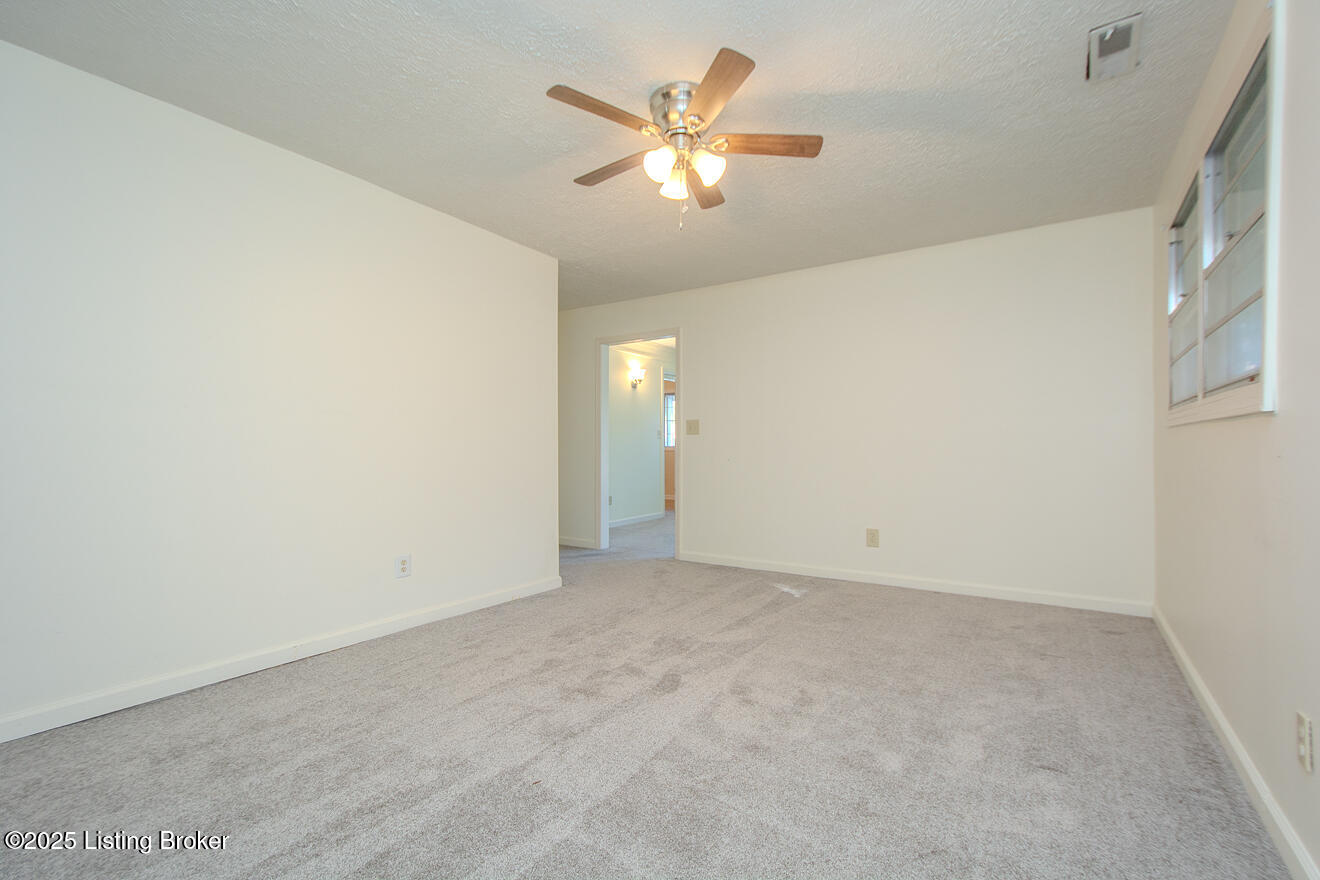 8722 James R Rd