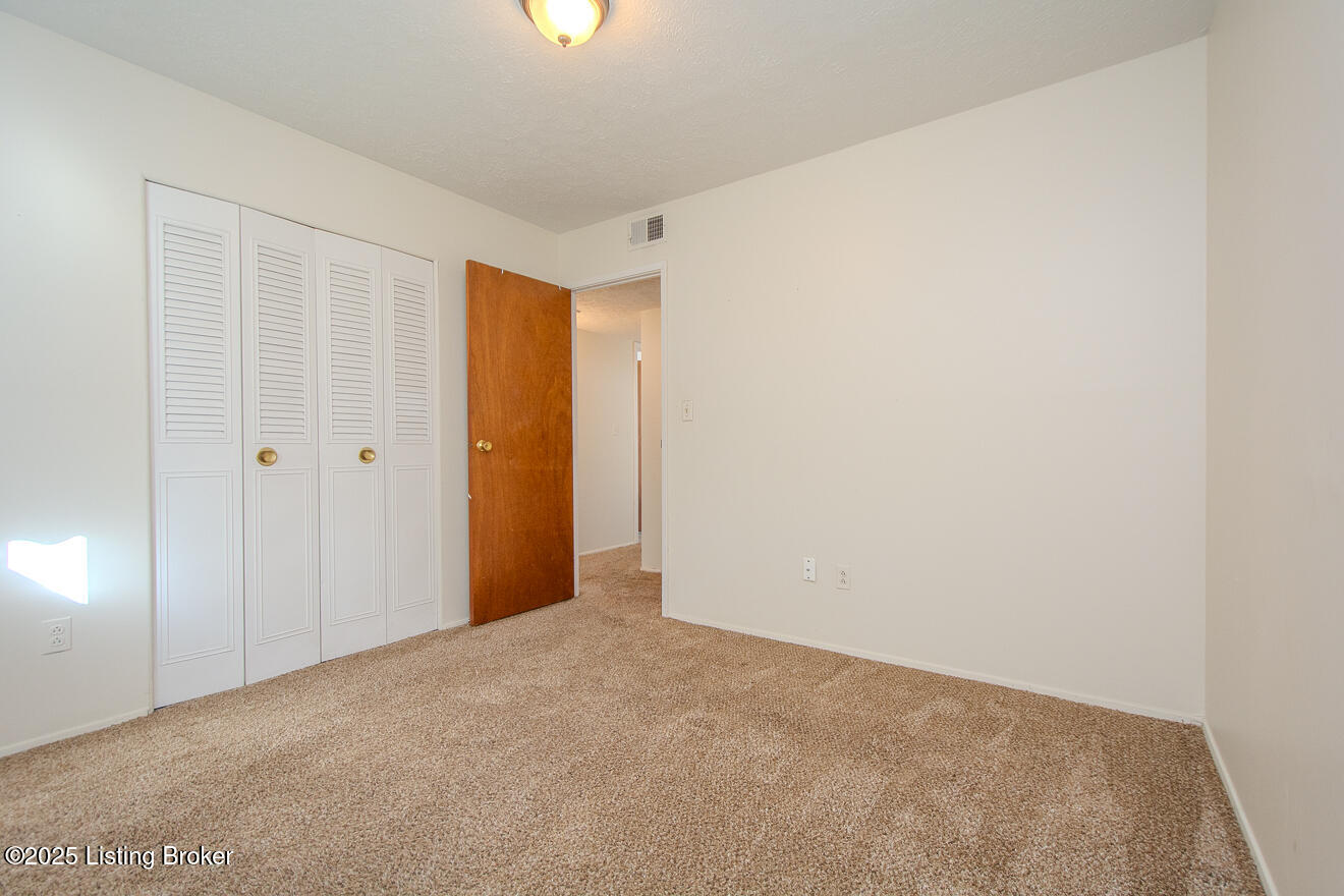 8722 James R Rd