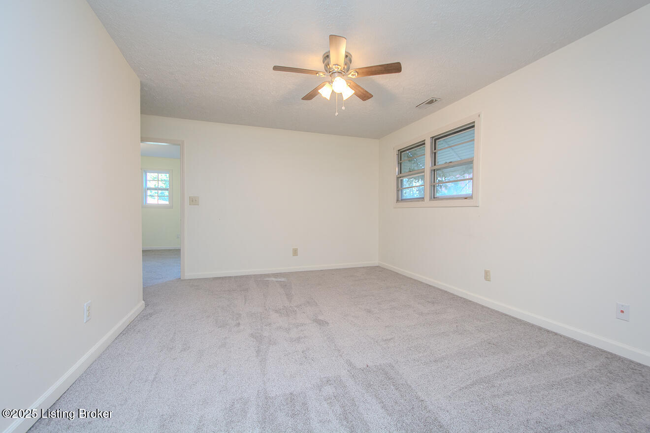 8722 James R Rd