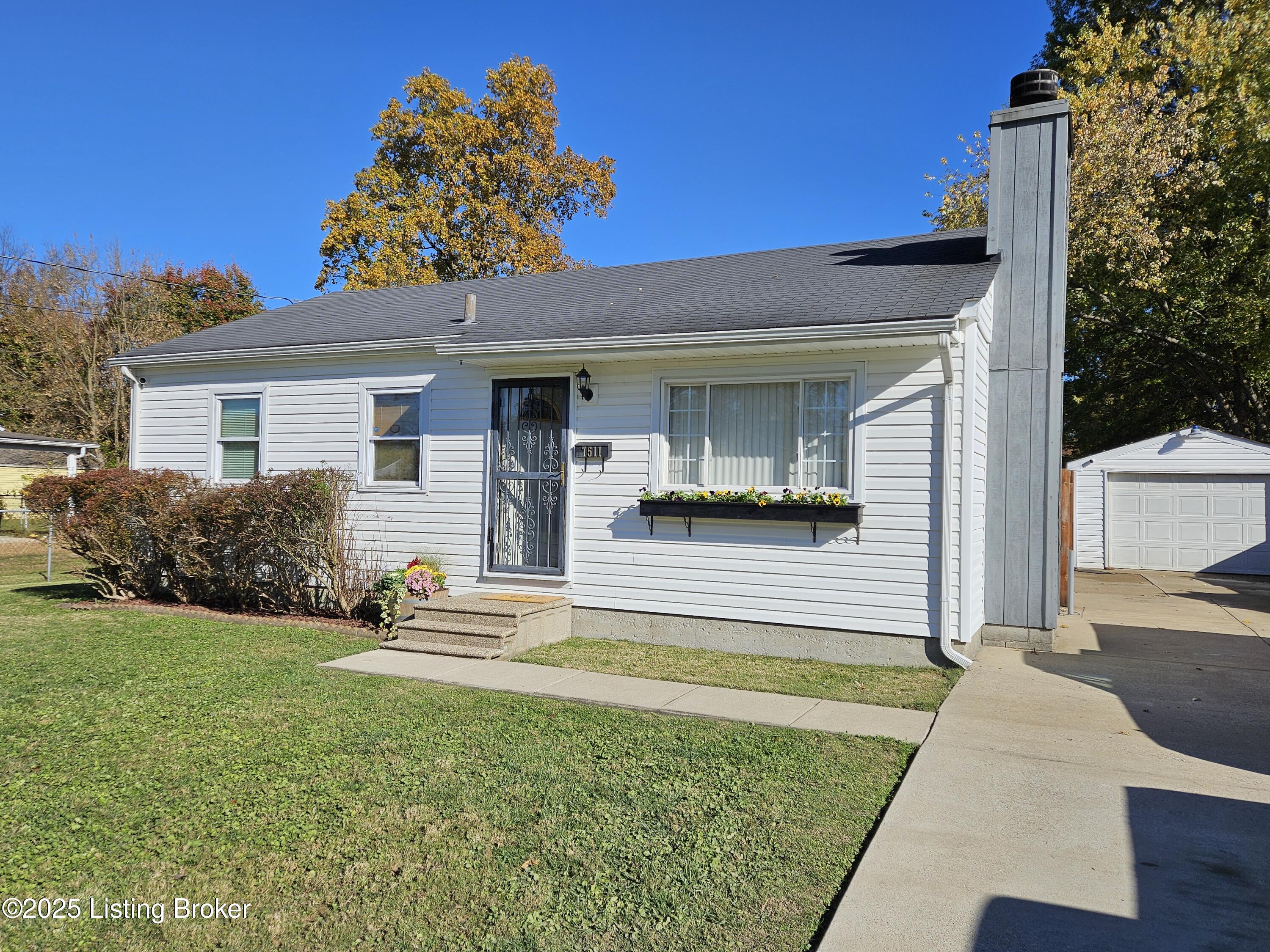7511 Nancy Ln