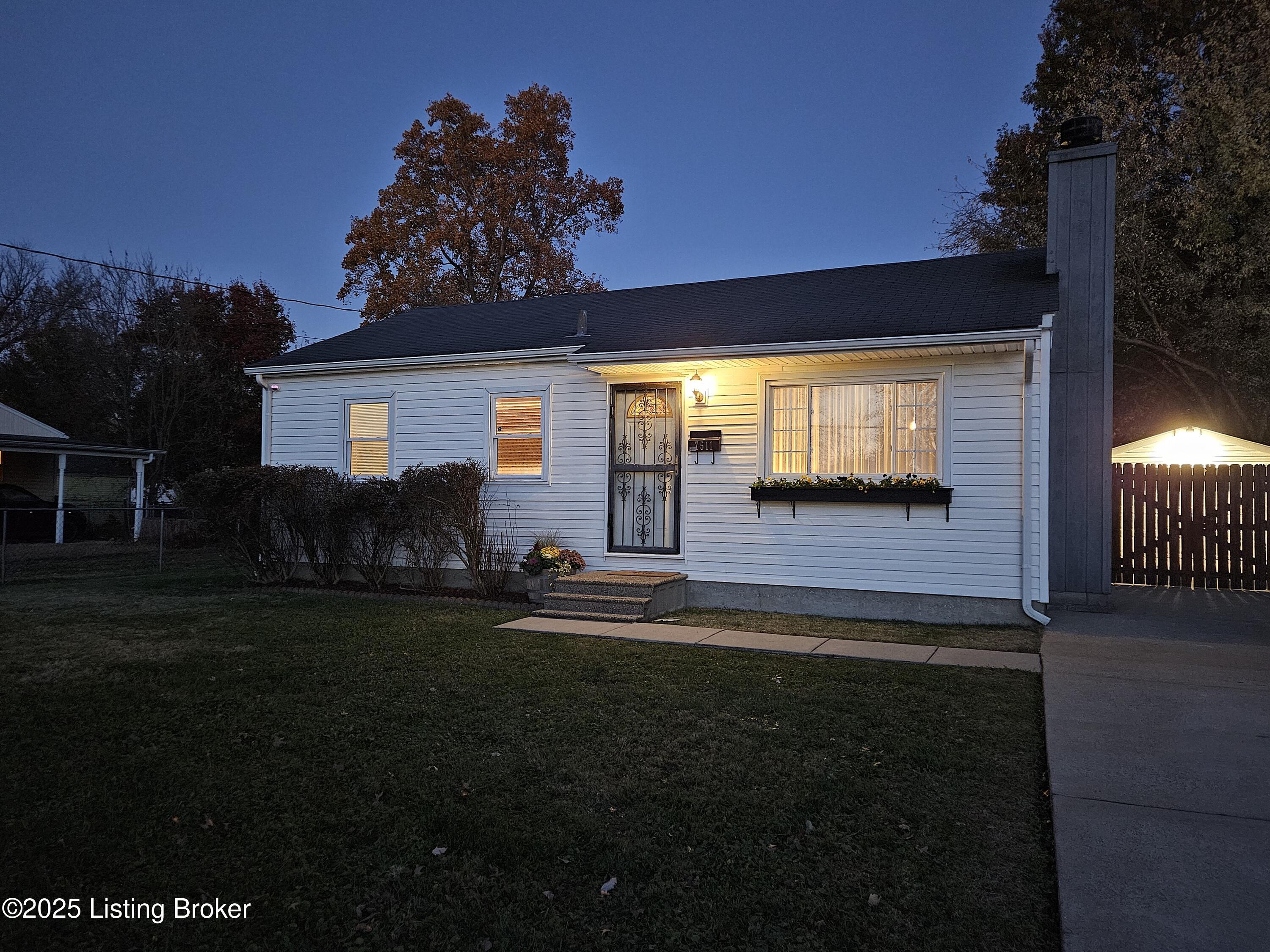 7511 Nancy Ln