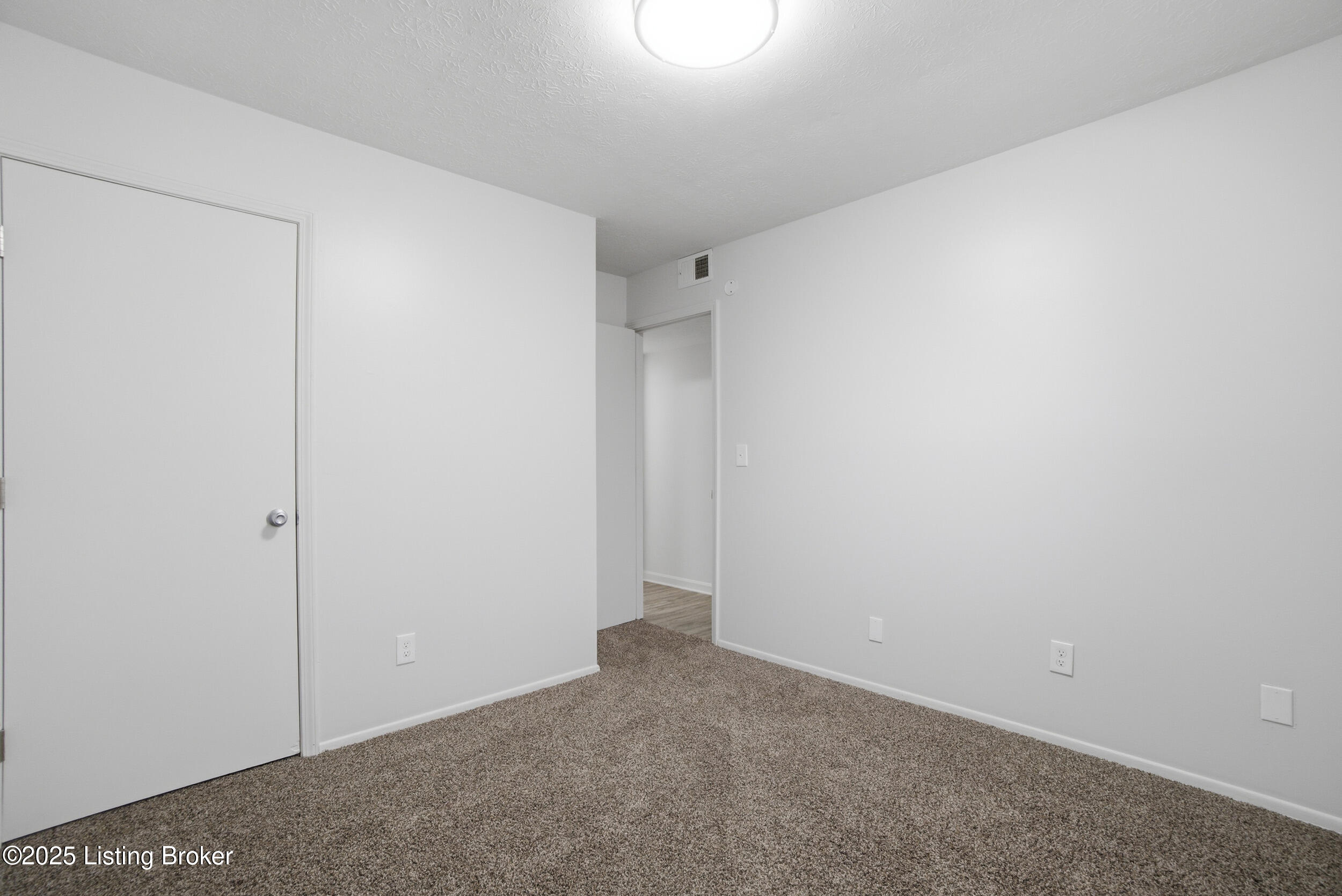 4802 Tipton Pl