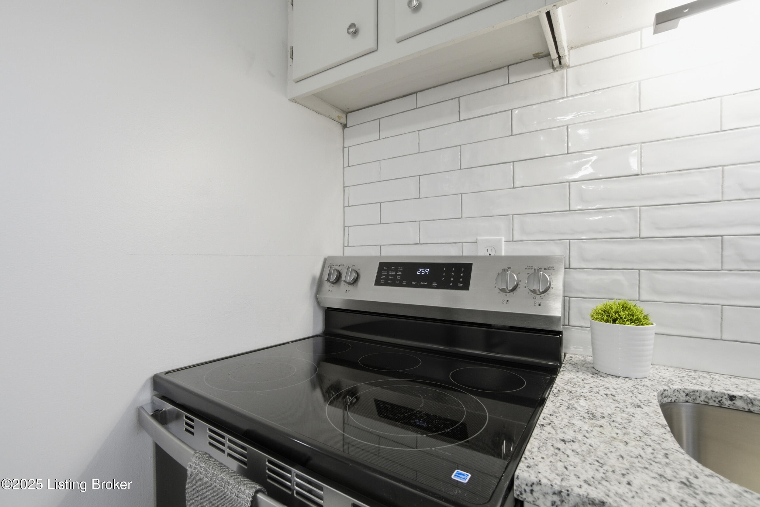 4802 Tipton Pl