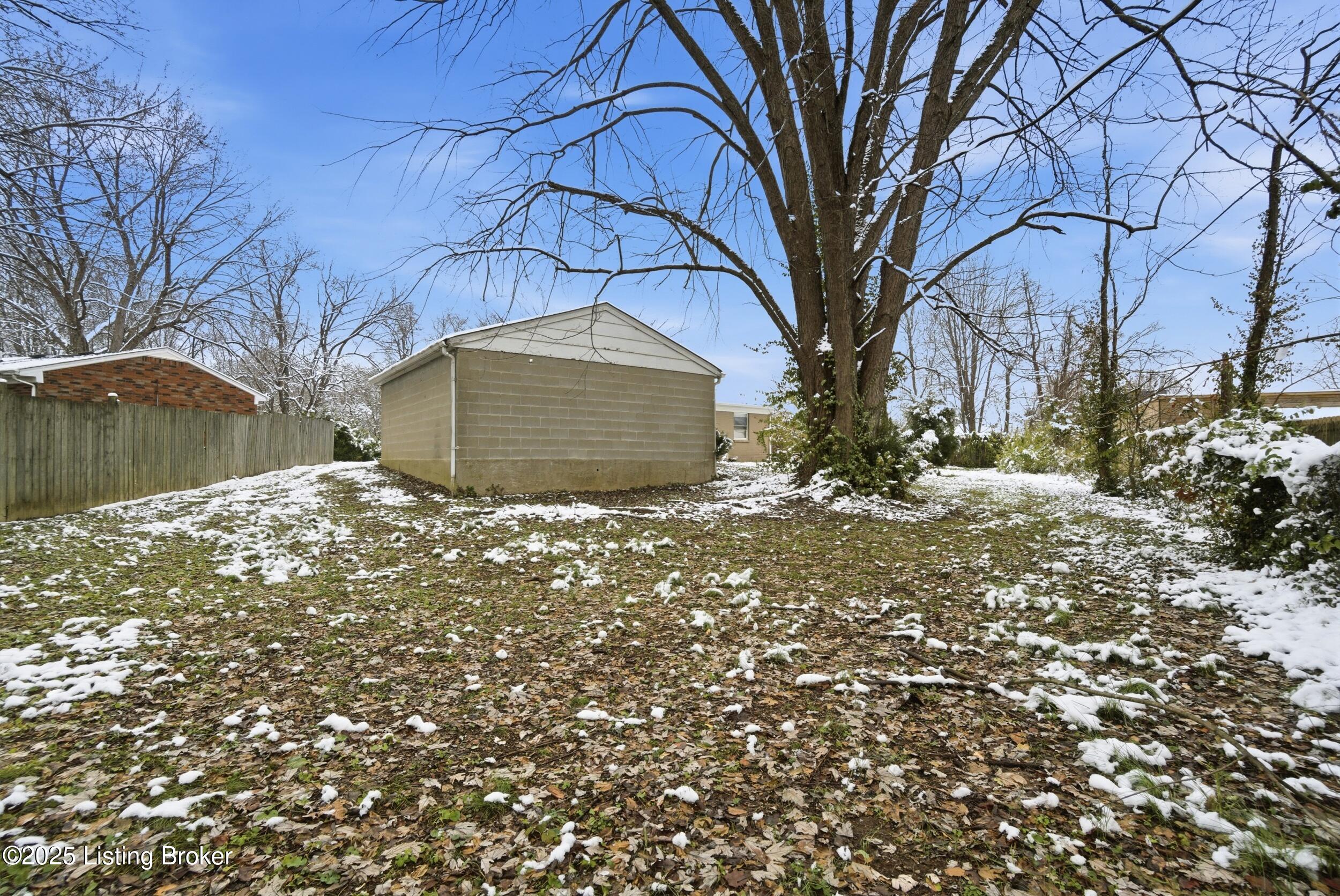 4802 Tipton Pl